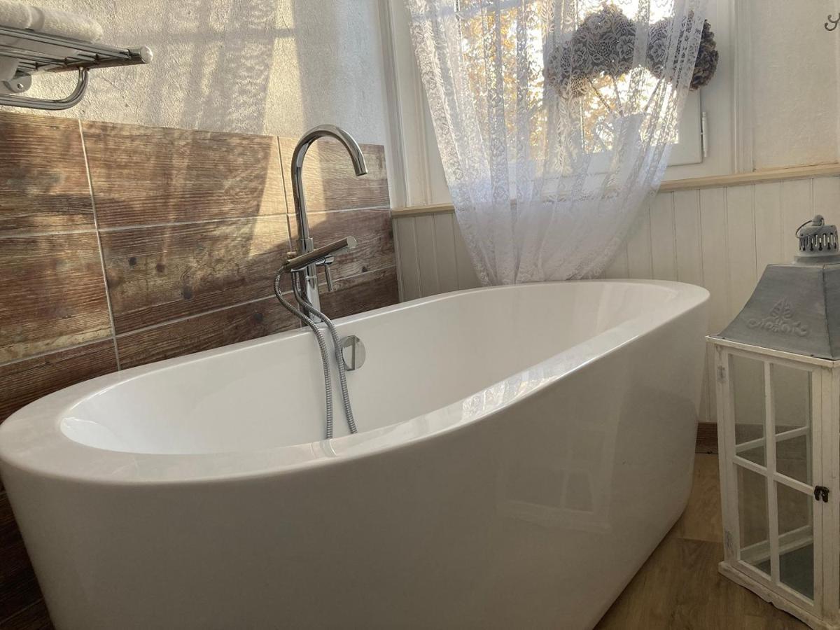 Hotel Chateau Marith - Etablissement Climatise Avec Piscine Clairac  Exterior foto