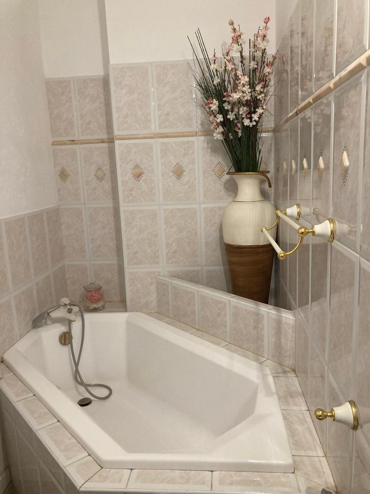 Hotel Chateau Marith - Etablissement Climatise Avec Piscine Clairac  Zimmer foto